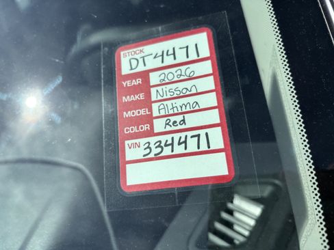 Used 2025 RAM ProMaster 2500 w/ Convenience Group FWD image 2