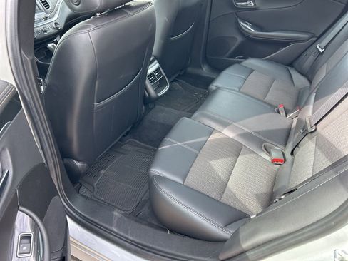 Used 2020 Chevrolet Impala LT image 9