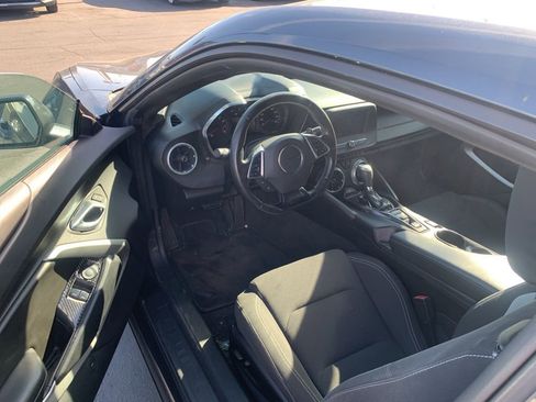 Used 2017 Chevrolet Camaro LT w/ RS Package image 10