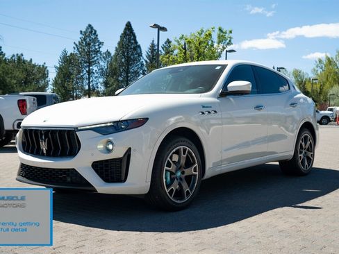 Used 2023 Maserati Levante Modena image 7