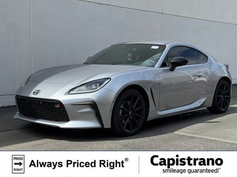 Used 2023 Toyota GR86 Premium w/ ALL Weather Mat Package (TMS) RWD image 1