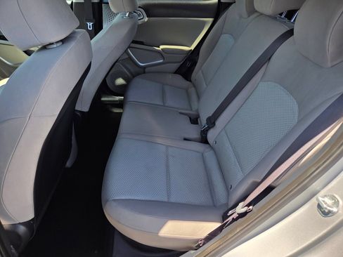 Used 2020 Kia Soul LX FWD image 11