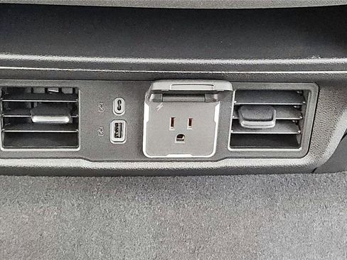 New 2026 GMC Sierra 1500 SLE image 30