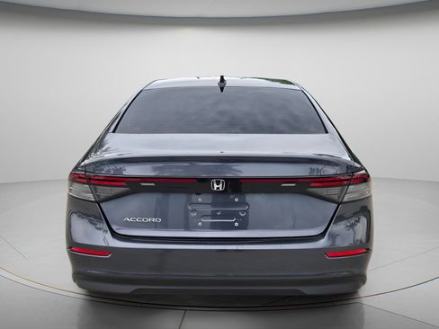 Used 2023 Honda Accord LX image 5