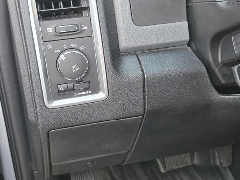 Used 2016 RAM 1500 Lone Star RWD image 17