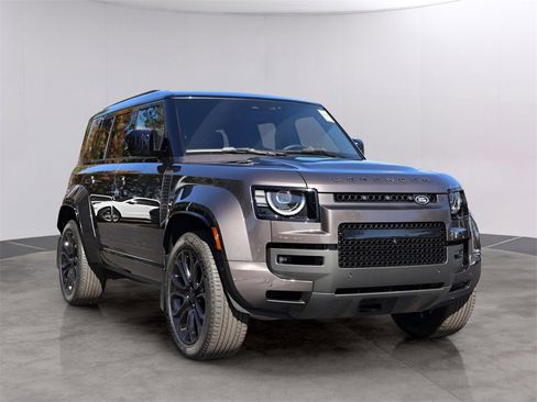 New 2026 Land Rover Defender 110 image 3