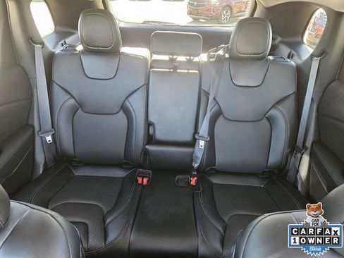 Used 2022 Jeep Cherokee Limited image 36