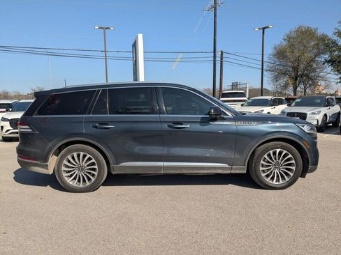 Used 2022 Lincoln Aviator Reserve w/ Equipment Group 201A image 2