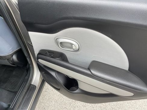 Used 2016 Kia Soul w/ Convenience Package FWD image 45