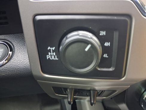 Used 2022 Ford F250 Lariat w/ Lariat Ultimate Package AWD/4WD image 18