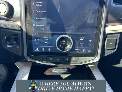 Used 2022 Ford Expedition Platinum image 14