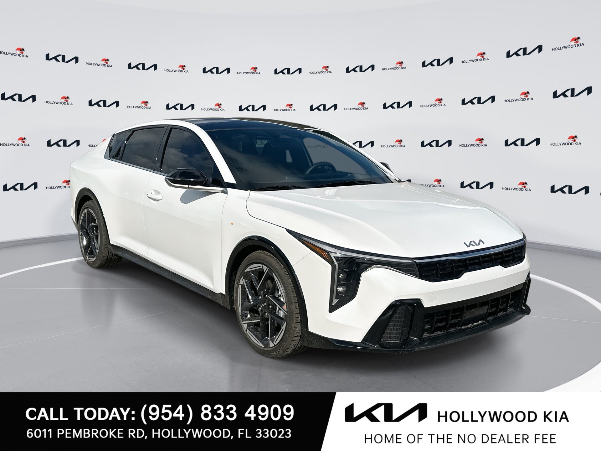 New 2026 Kia K4 GT-Line w/ GT-Line Premium Package FWD image 1