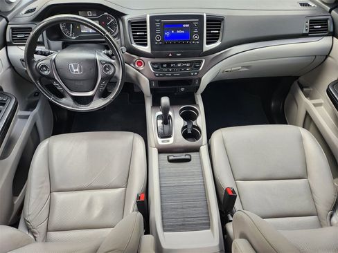 Certified 2017 Honda Ridgeline RTL image 24