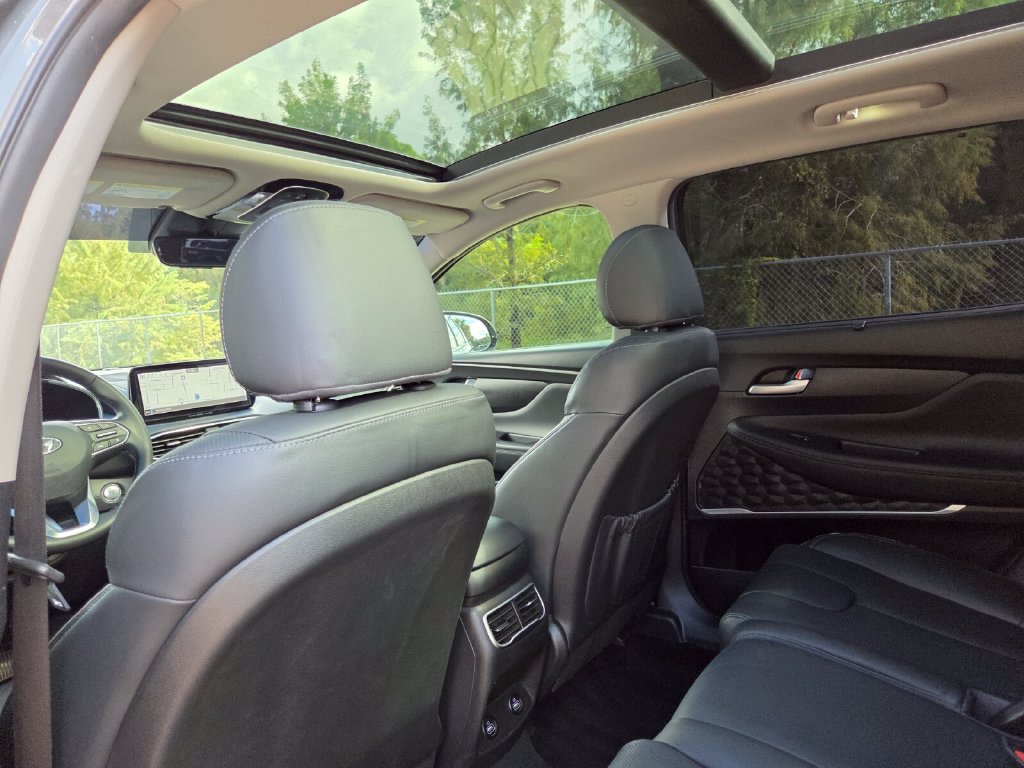 Used 2022 Hyundai Santa Fe SEL w/ Convenience + Premium Package AWD/4WD image 23
