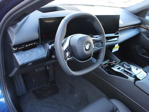New 2026 BMW 530i xDrive AWD/4WD image 47