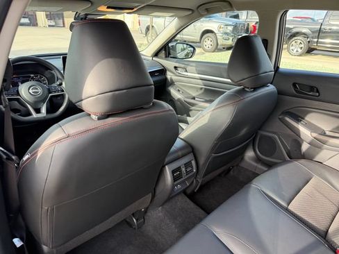 Used 2026 Nissan Altima 2.5 SR FWD image 28