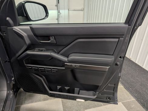 Used 2025 Toyota 4Runner TRD Sport image 27