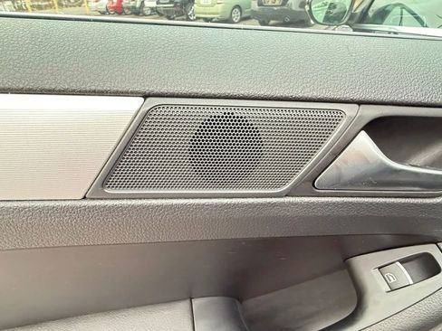 Used 2013 Volkswagen Jetta GLI image 23