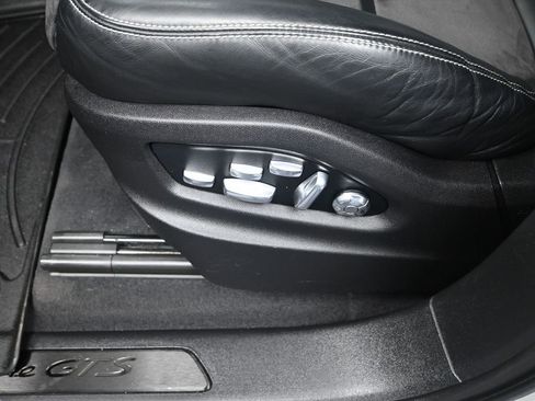 Used 2021 Porsche Cayenne GTS image 13