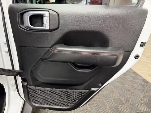 Used 2023 Jeep Wrangler Unlimited Rubicon 4xe AWD/4WD image 44