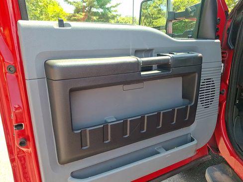 Used 2015 Ford F350 XL w/ Power Equipment Group AWD/4WD image 14