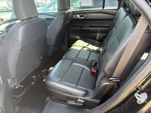 Used 2023 Ford Explorer 4WD Police Interceptor image 11