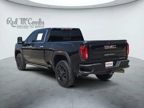 Used 2021 GMC Sierra 2500 Denali w/ Denali Black Diamond Edition AWD/4WD image 3