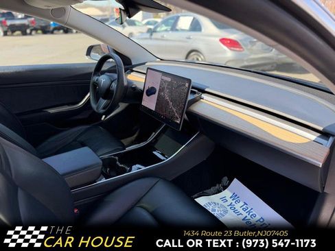 Used 2020 Tesla Model 3 Standard Range Plus image 21