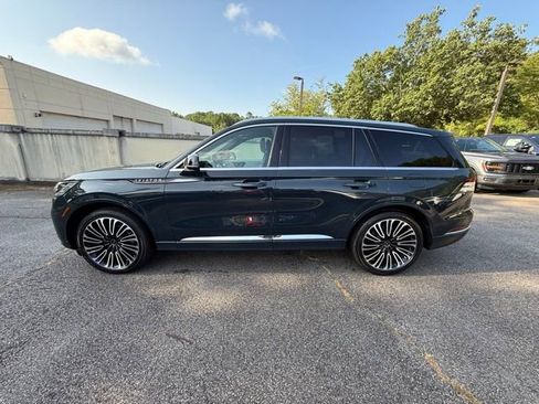 New 2025 Lincoln Aviator Black Label image 3