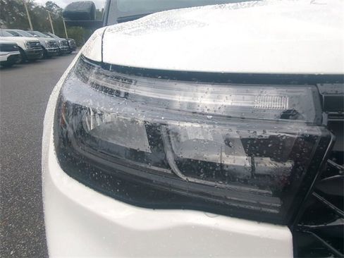 New 2026 Ford Explorer ST-Line image 11