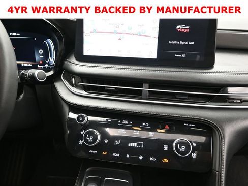 Certified 2025 INFINITI QX60 Luxe w/ Black Edition image 30