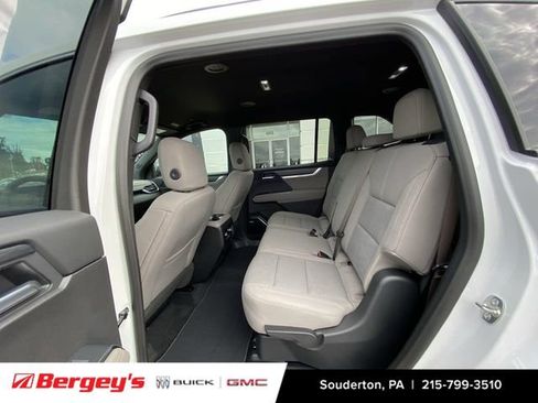 New 2026 GMC Acadia Elevation image 28