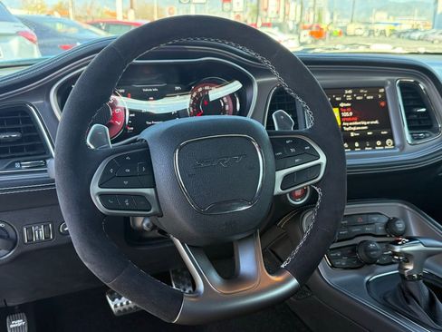 Used 2023 Dodge Challenger SRT Hellcat RWD image 38