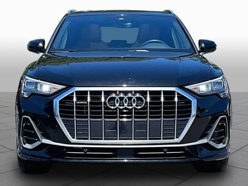 Used 2021 Audi Q3 2.0T Premium w/ Convenience Package AWD/4WD image 4
