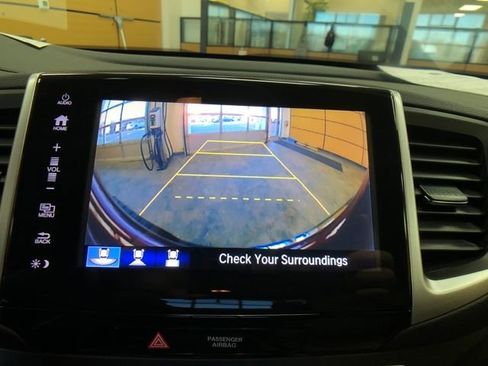 Used 2017 Honda Ridgeline RTL-T image 16