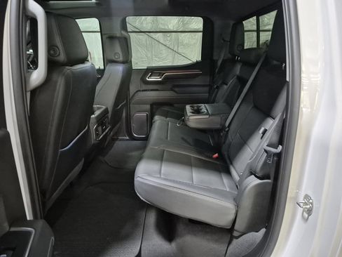 Used 2025 GMC Sierra 1500 Denali AWD/4WD image 27
