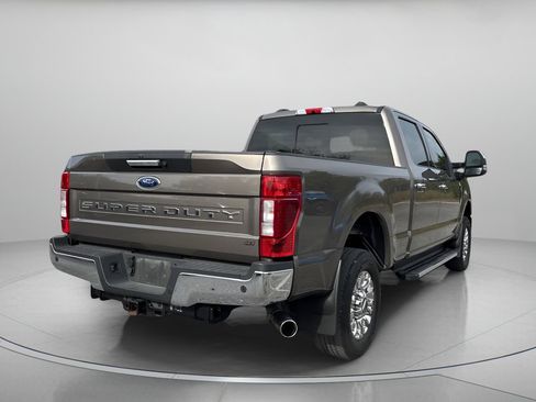 Used 2021 Ford F250 Lariat w/ Chrome Package image 3