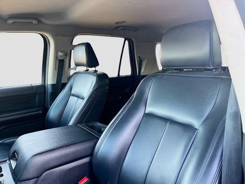Used 2024 Ford Expedition Max XLT AWD/4WD image 21