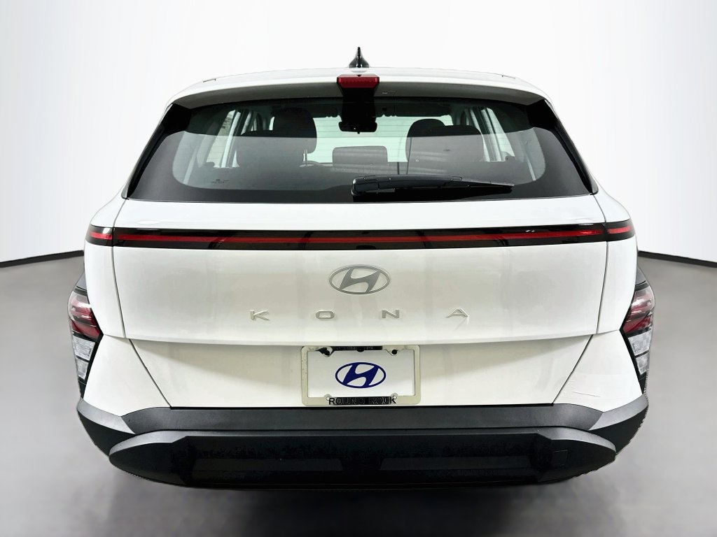New 2027 Hyundai Kona SE FWD image 6