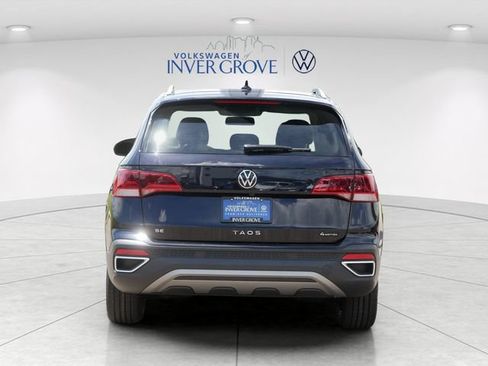 Certified 2022 Volkswagen Taos SE FWD image 6