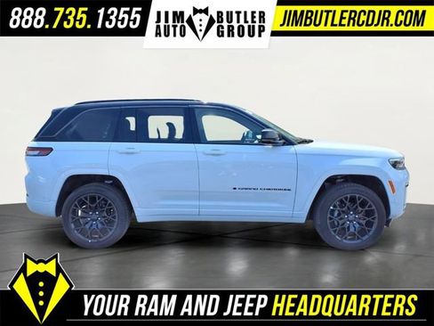 New 2026 Jeep Grand Cherokee Summit AWD/4WD image 2