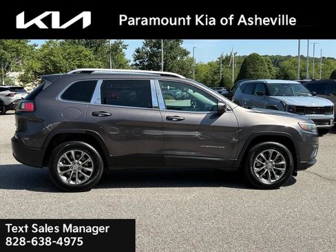 Used 2019 Jeep Cherokee Latitude Plus w/ Comfort/Convenience Group AWD/4WD image 7