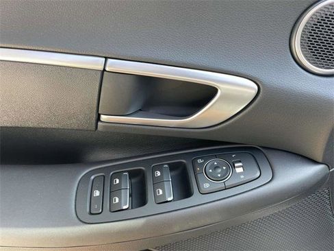 New 2025 Hyundai Sonata SE image 19