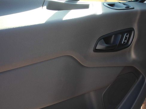 New 2024 Ford Transit 250 148 Medium Roof image 24