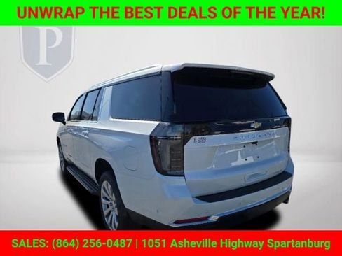 New 2025 Chevrolet Suburban Premier image 8