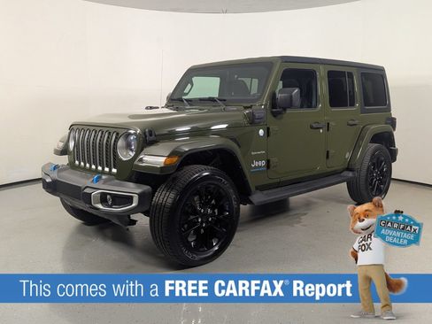 Used 2023 Jeep Wrangler Unlimited Sahara AWD/4WD image 3