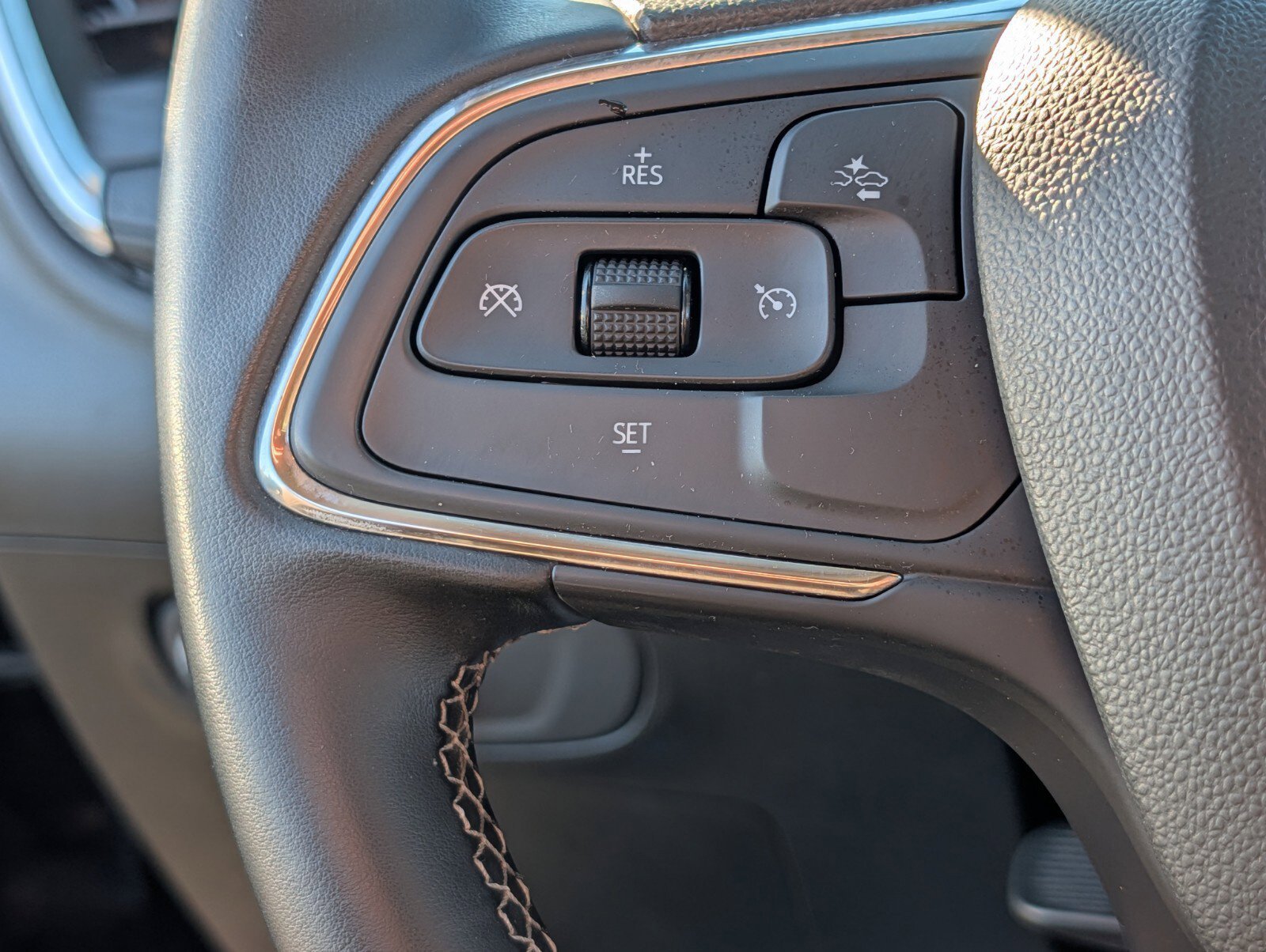 Used 2024 Buick Encore GX Preferred FWD image 31