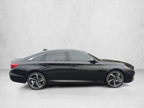 Used 2022 Honda Accord Sport image 4