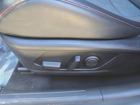 Used 2022 Hyundai Elantra N Line image 12