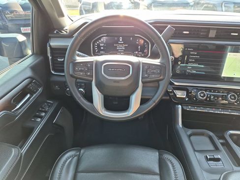 Used 2024 GMC Sierra 2500 Denali w/ Denali Reserve Package AWD/4WD image 35